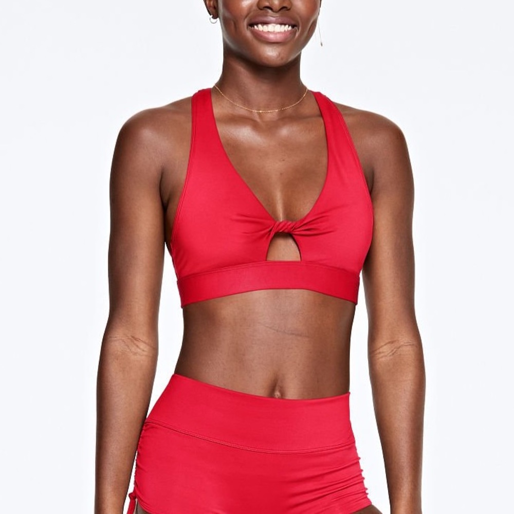 New Victoria’s Secret pink sports bra in RED